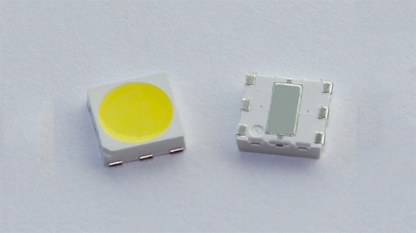 5050贴片LED发光二极管-0.5W白光六脚带散热片